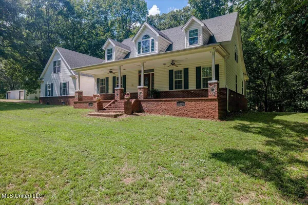 $460,000 | 1995 Old Highway 301, Lake Cormorant, MS 38641