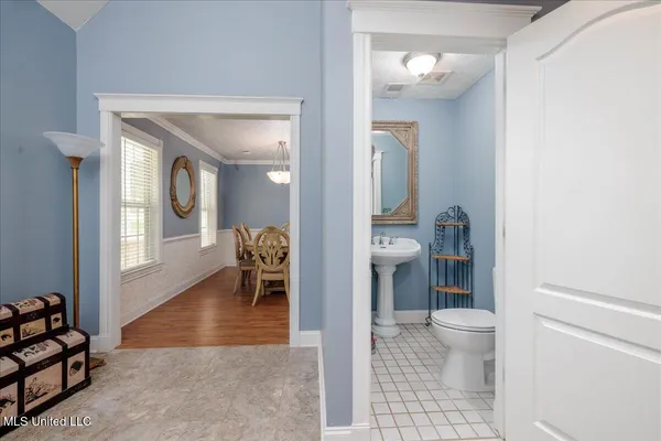 $460,000 | 1995 Old Highway 301, Lake Cormorant, MS 38641