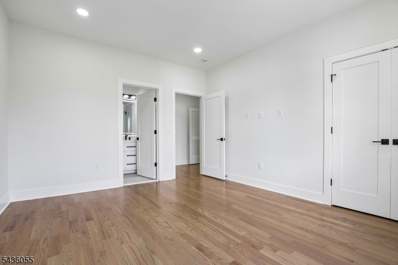 318 Halsey Road Parsippany, NJ 07054 - Photo 23 of 39