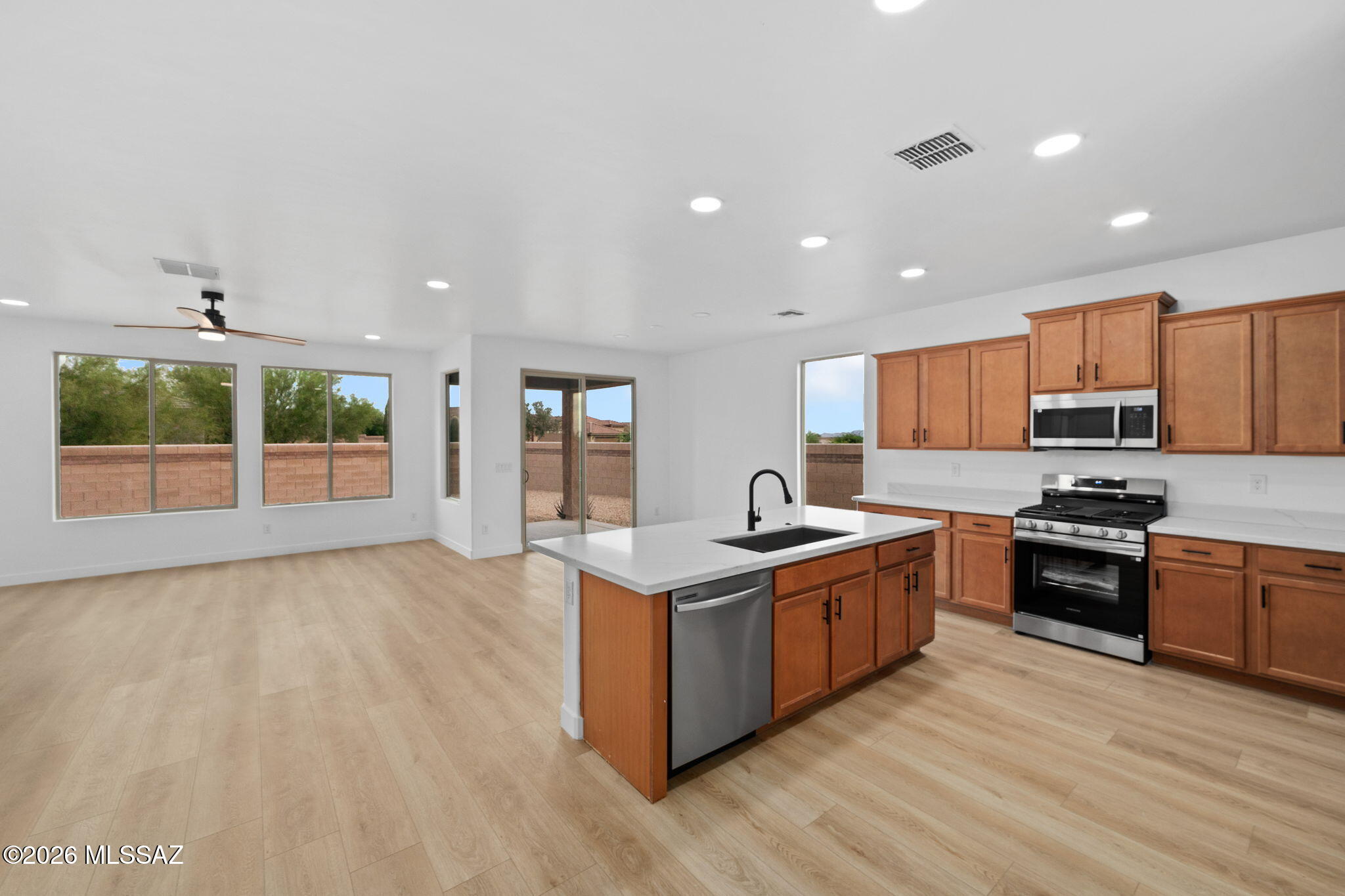 11964 North Raphael Way Tucson, AZ 85742 - Photo 9 of 40 19-web-or-mls-11964 N Raphael Way- MLS I