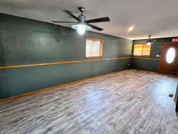 $115,000 | 312 South Tyler Street, Tyler, MN 56178