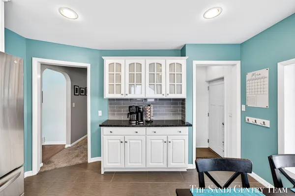 $354,900 | 16759 152nd Avenue, Spring Lake, MI 49456