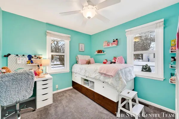 $354,900 | 16759 152nd Avenue, Spring Lake, MI 49456