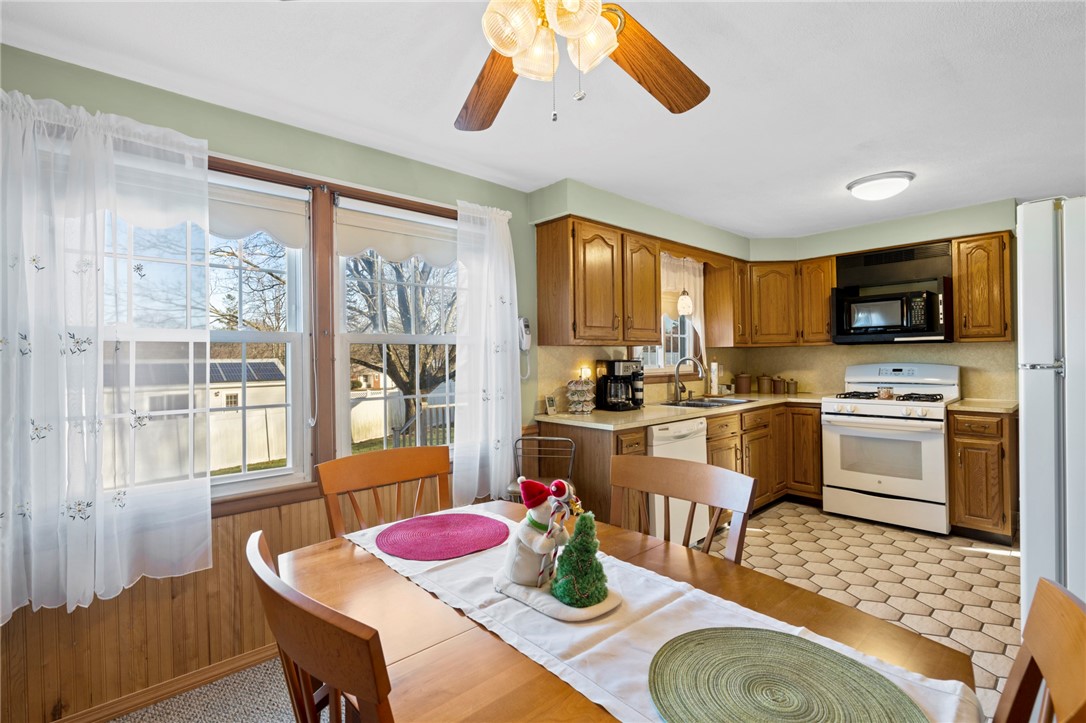 275 Abbott Run Valley Road Cumberland, RI 02864 - Photo 11 of 30