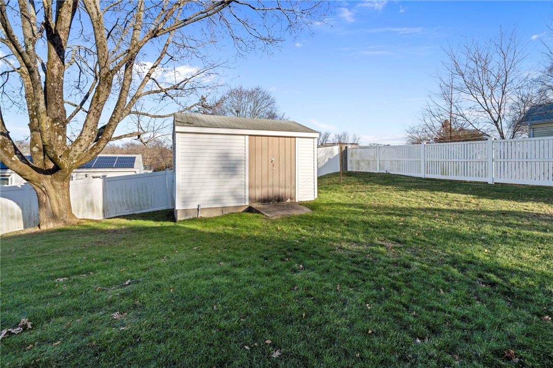 275 Abbott Run Valley Road Cumberland, RI 02864 - Photo 27 of 30