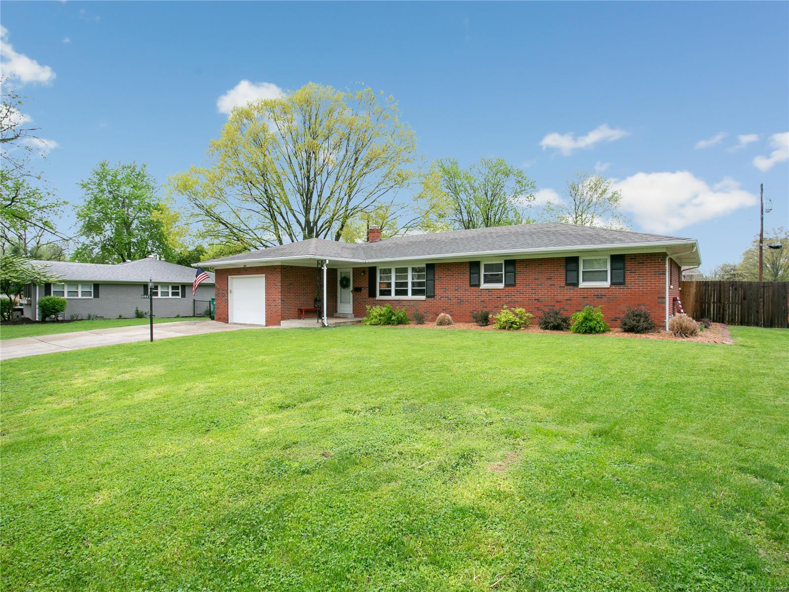 202 Fontainebleau O'Fallon, IL 62269 - Photo 28 of 29