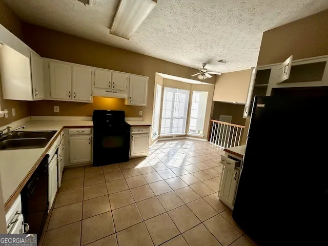 $1,900 | 4034 Robin Circle, Atlanta, GA 30349