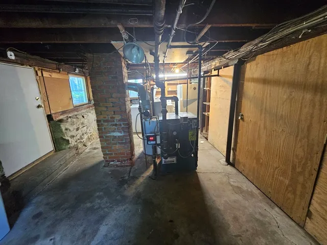 $2,900 | 273 Front Street, Weymouth, MA 02188