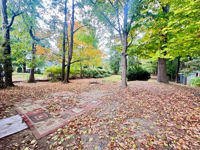 $2,900 | 273 Front Street, Weymouth, MA 02188