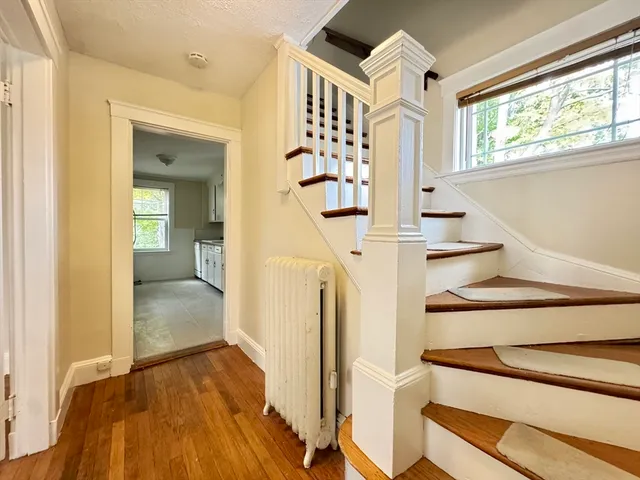 $2,900 | 273 Front Street, Weymouth, MA 02188