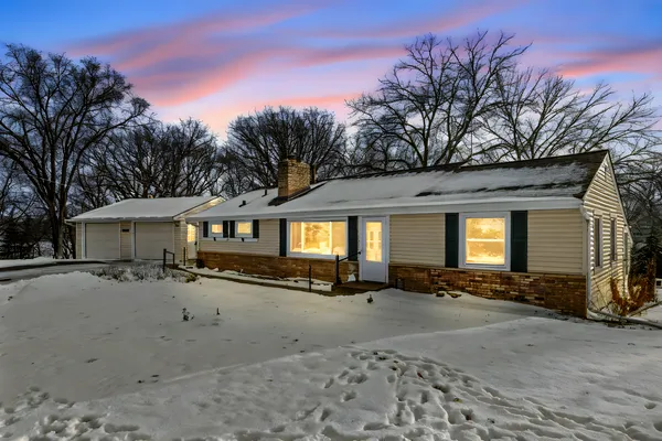 $330,000 | 6015 Aspen Road, Mound, MN 55364