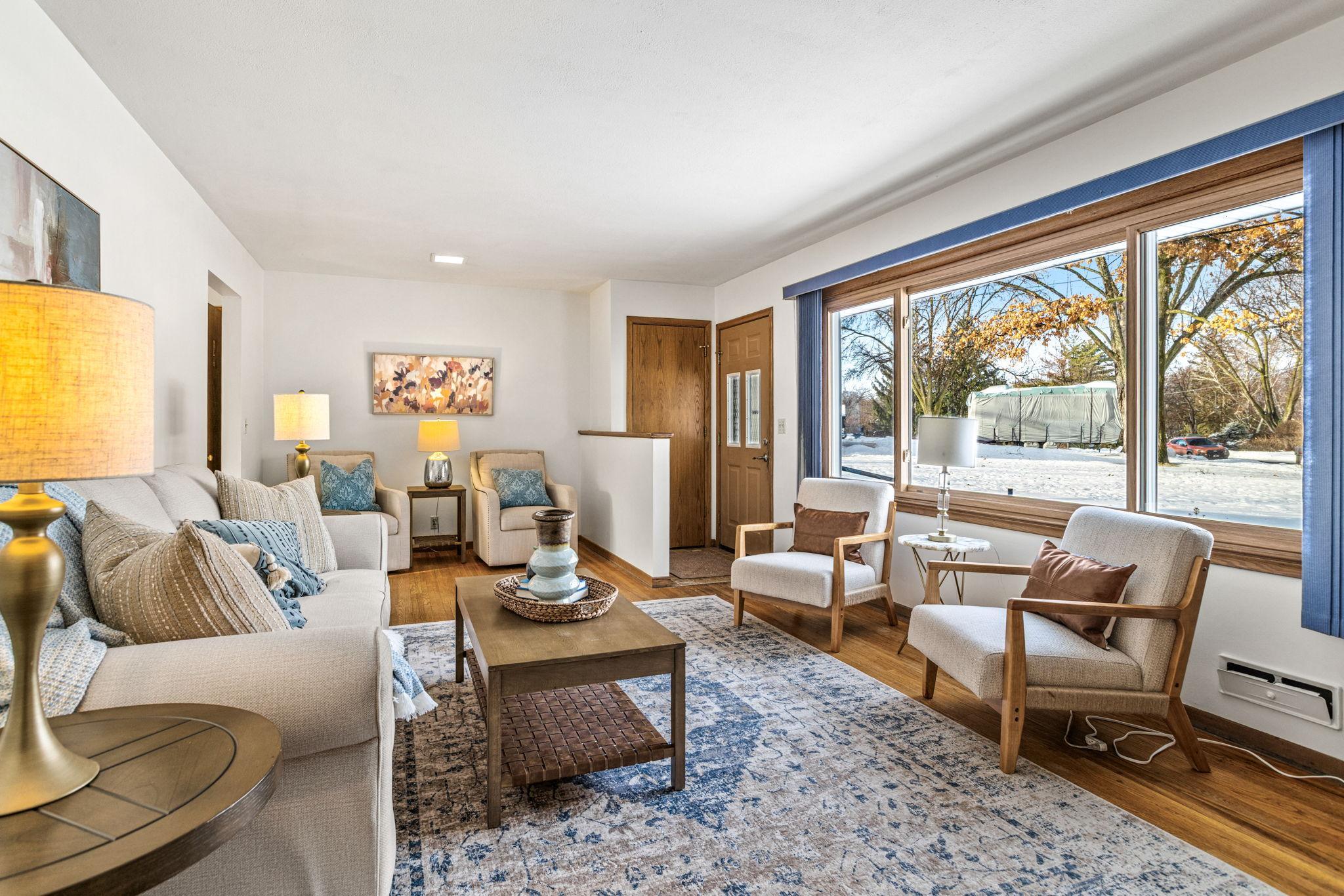 6015 Aspen Road Mound, MN 55364 - Photo 3 of 52