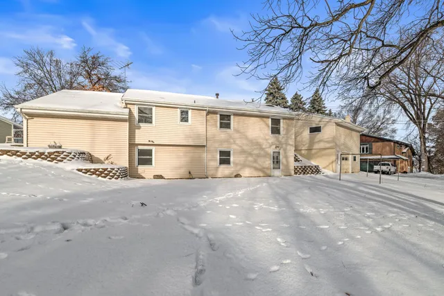 $330,000 | 6015 Aspen Road, Mound, MN 55364