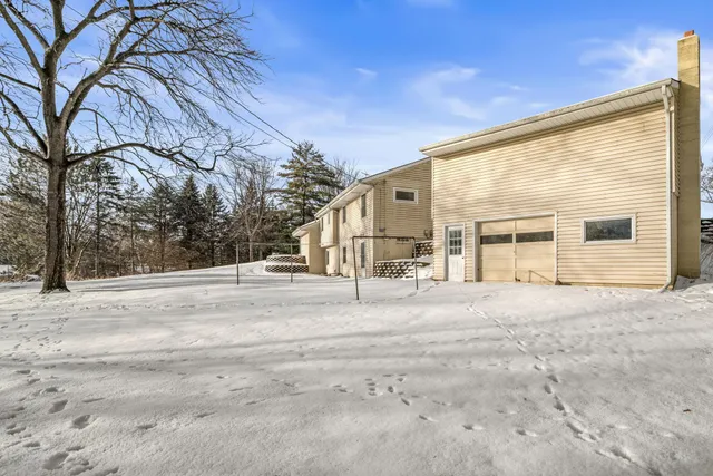 $330,000 | 6015 Aspen Road, Mound, MN 55364