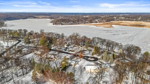 $330,000 | 6015 Aspen Road, Mound, MN 55364