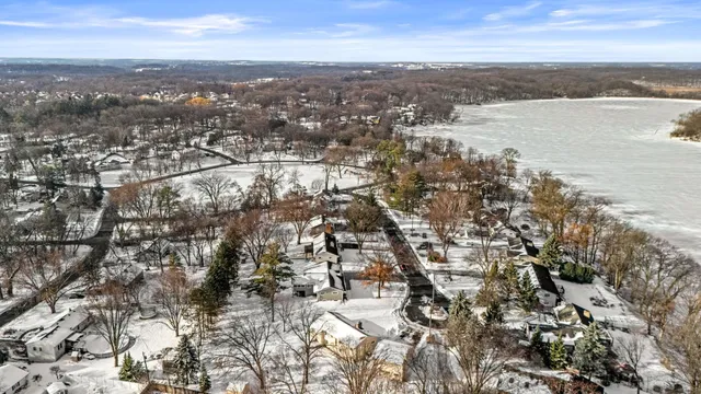 $330,000 | 6015 Aspen Road, Mound, MN 55364