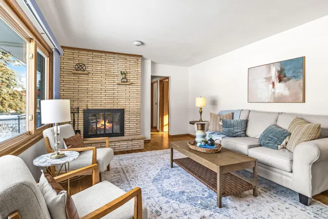 $330,000 | 6015 Aspen Road, Mound, MN 55364