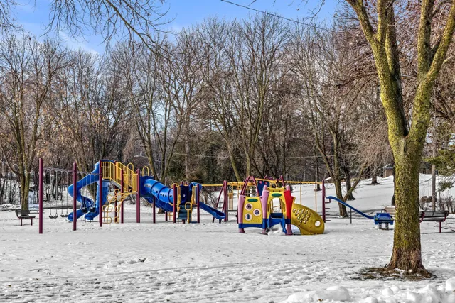 $330,000 | 6015 Aspen Road, Mound, MN 55364