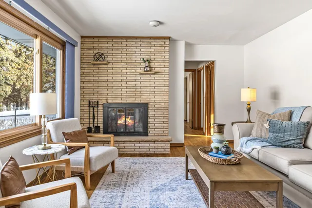 $330,000 | 6015 Aspen Road, Mound, MN 55364