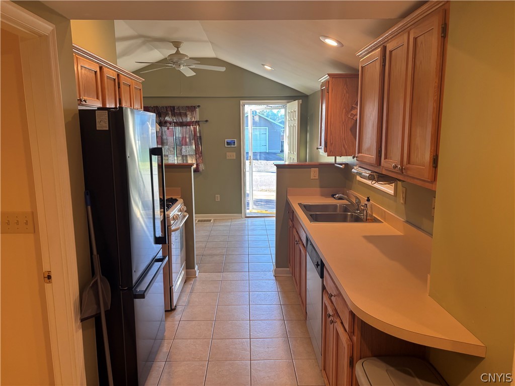 109 Tompkins Avenue Rome, NY 13440 - Photo 8 of 43 Gallery Image 8