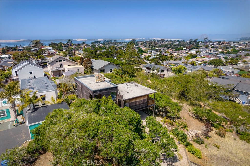 1515 9th Street Los Osos, CA 93402 - Photo 58 of 69 an aerial view of multiple house