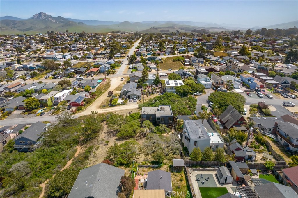 1515 9th Street Los Osos, CA 93402 - Photo 62 of 69 an aerial view of residential houses with outdoor space