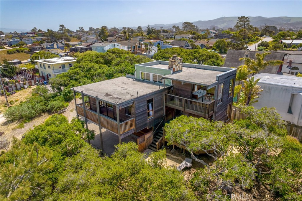 1515 9th Street Los Osos, CA 93402 - Photo 64 of 69 an aerial view of a house with a garden