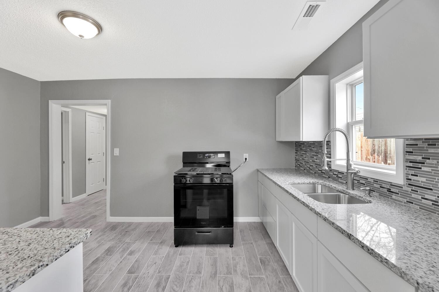 1141 Ada Street Augusta, KS 67010 - Photo 12 of 35