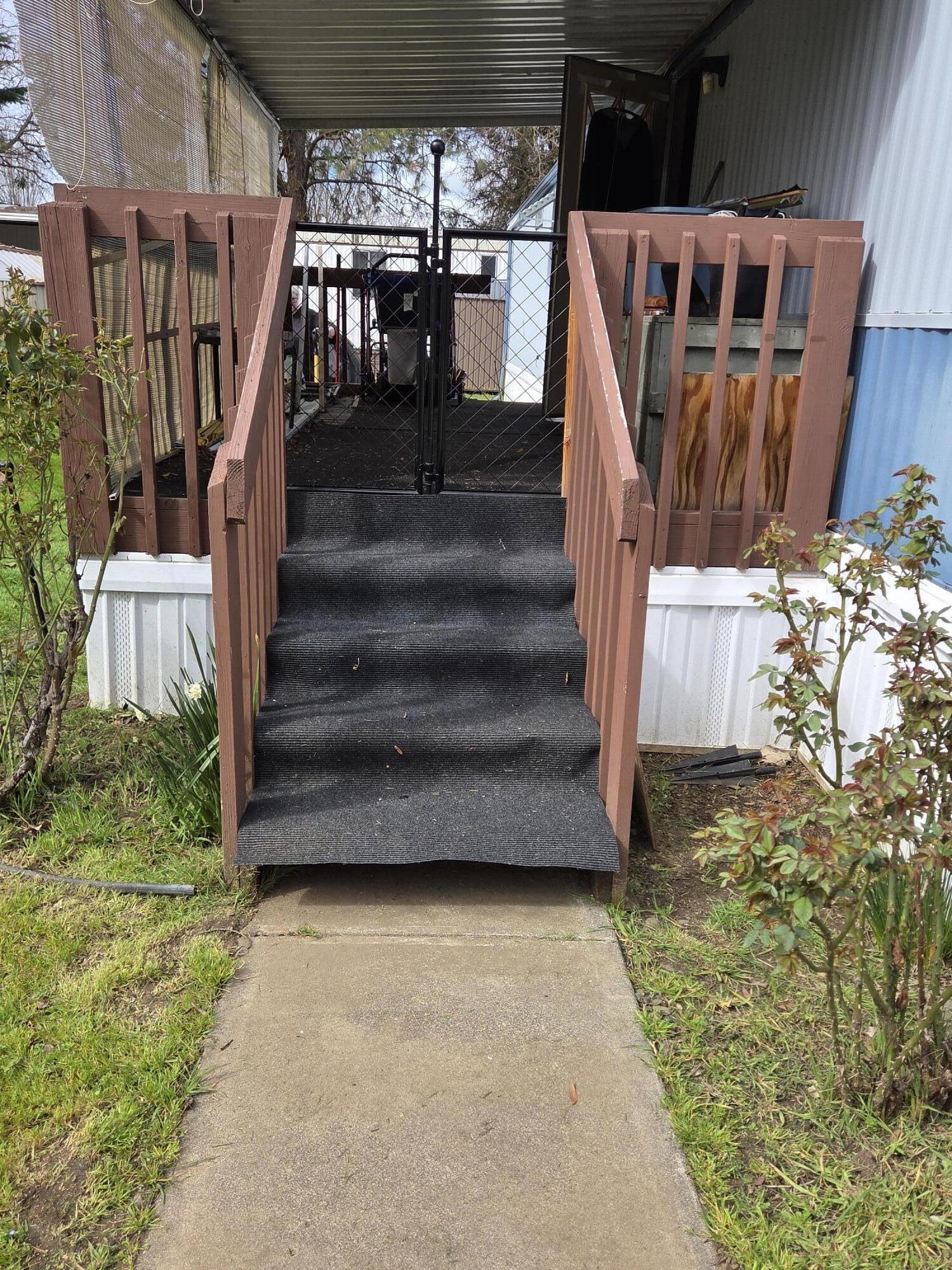 6850 Downing Road, Unit SPC 31 Central Point, OR 97502 - Photo 3 of 22