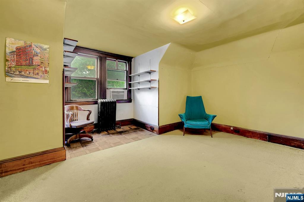 176 Mountain Way Rutherford, NJ 07070 - Photo 21 of 28