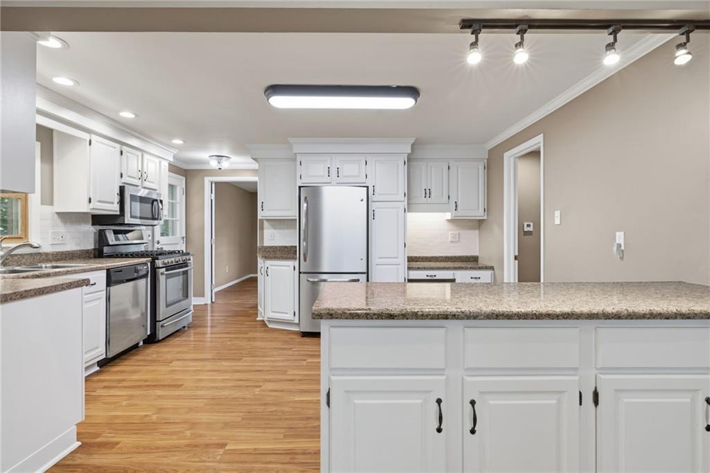 265 McIntyre Road Pittsburgh, PA 15237 - Photo 14 of 45