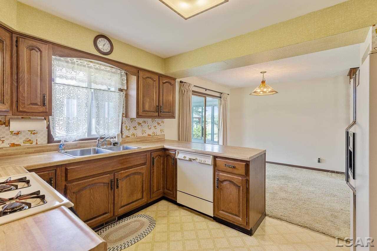 4152 Allen Road Tecumseh, MI 49286 - Photo 17 of 50
