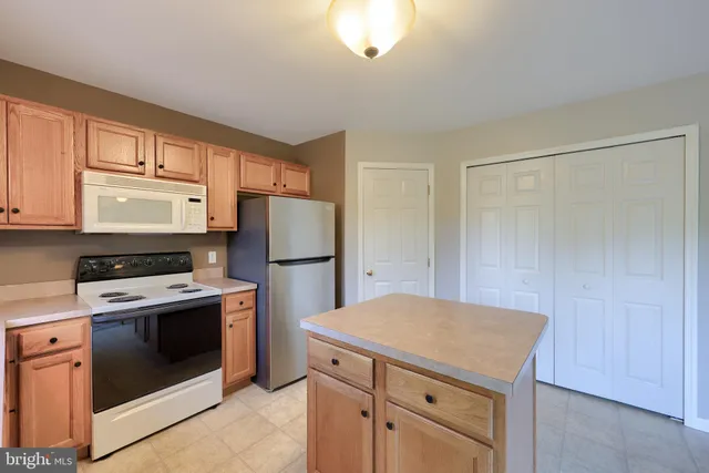 $280,000 | 220 Harvard Avenue, Lancaster, PA 17603