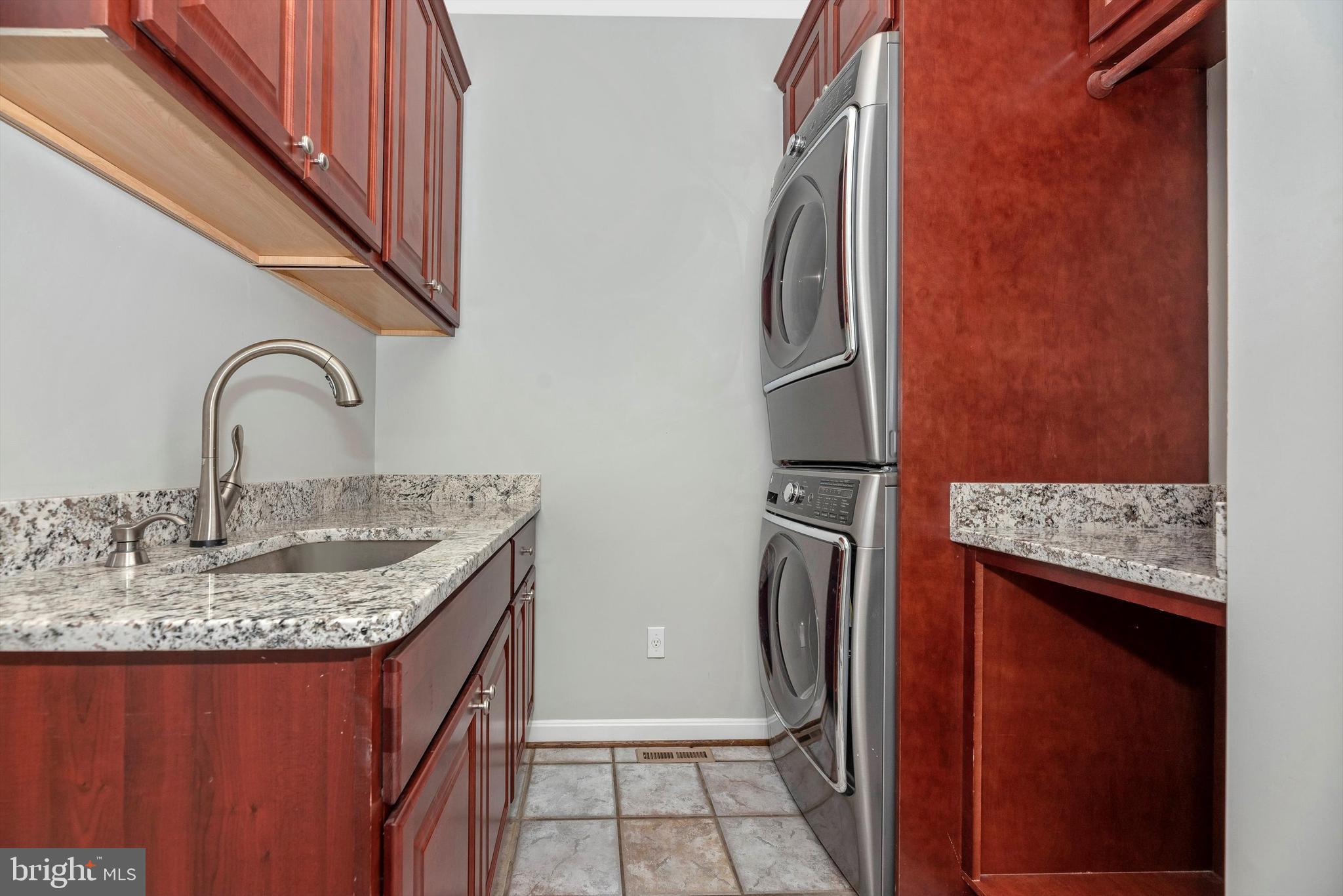 2945 Lonesome Dove Road Mount Airy, MD 21771 - Photo 27 of 66 Main Level Laundry/Mud Room