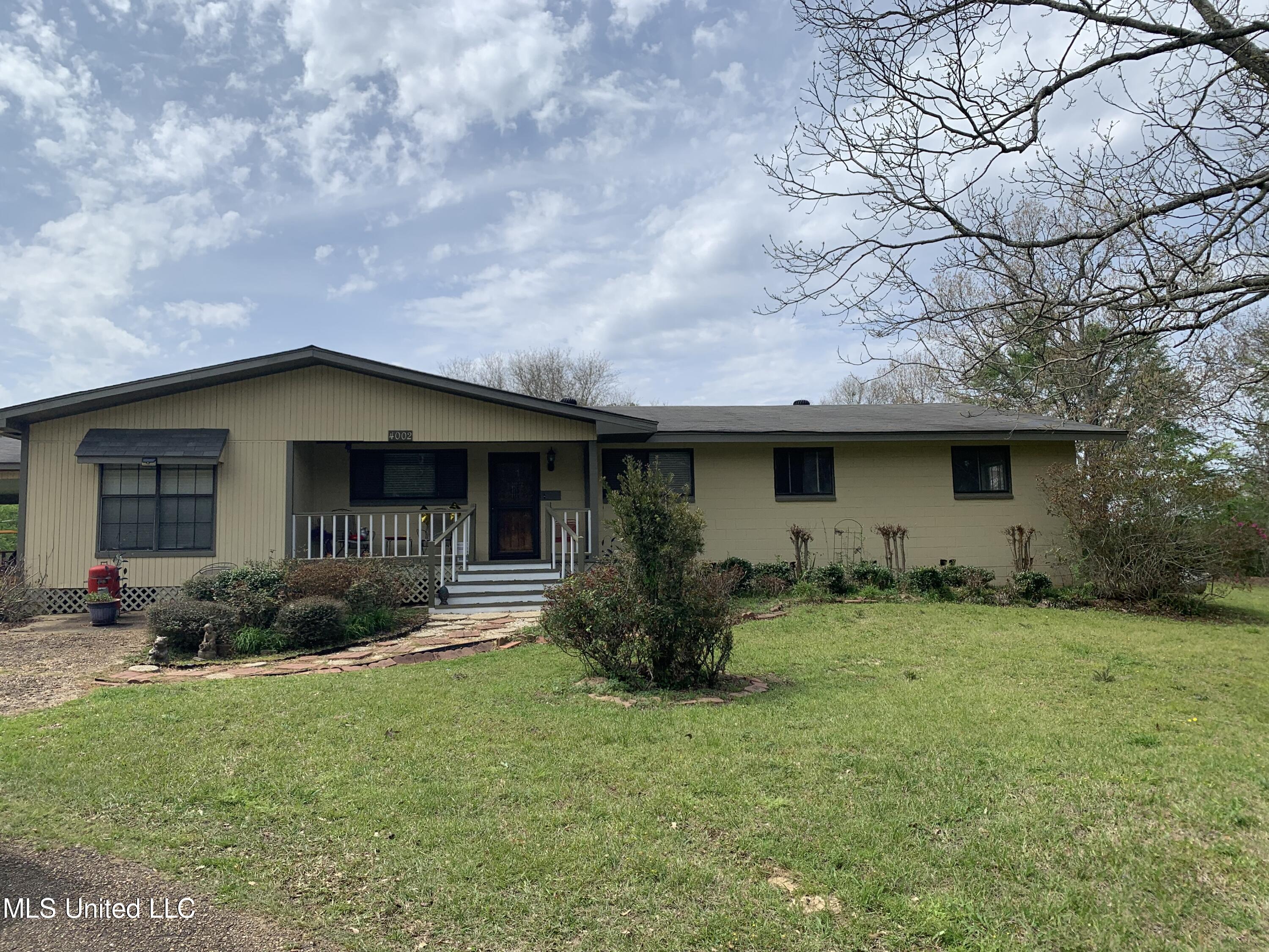 4002 Snake Creek Road Raymond, MS 39154 - Photo 1 of 22 primary pic