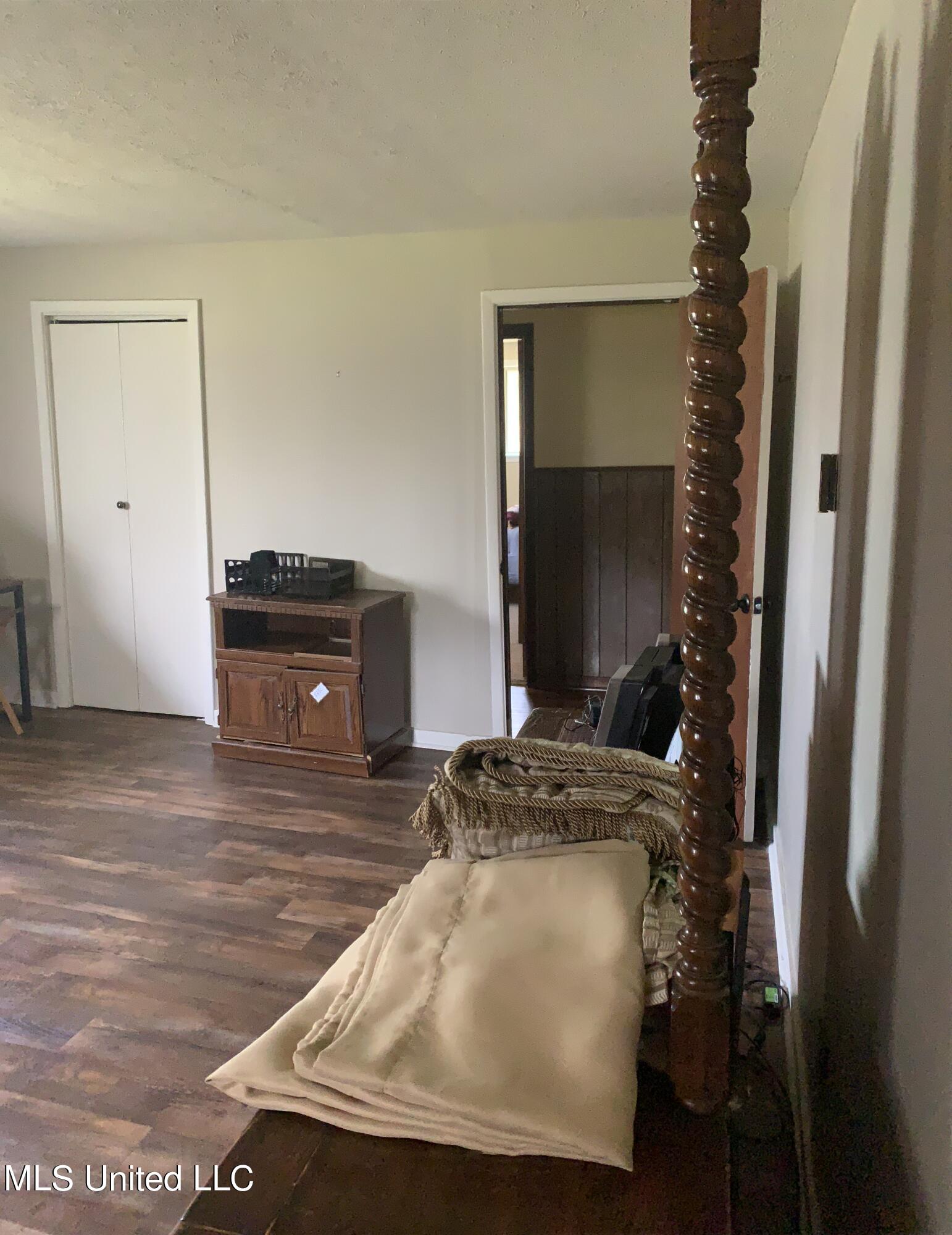 4002 Snake Creek Road Raymond, MS 39154 - Photo 13 of 22 IMG_1320