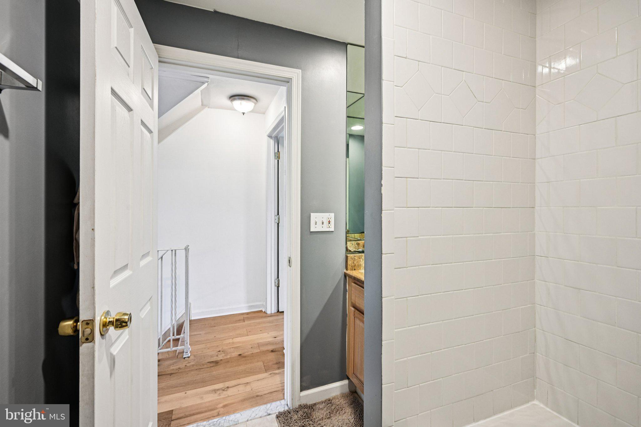 408 Monroe Street Philadelphia, PA 19147 - Photo 14 of 30