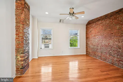 $495,000 | 408 Monroe Street, Philadelphia, PA 19147