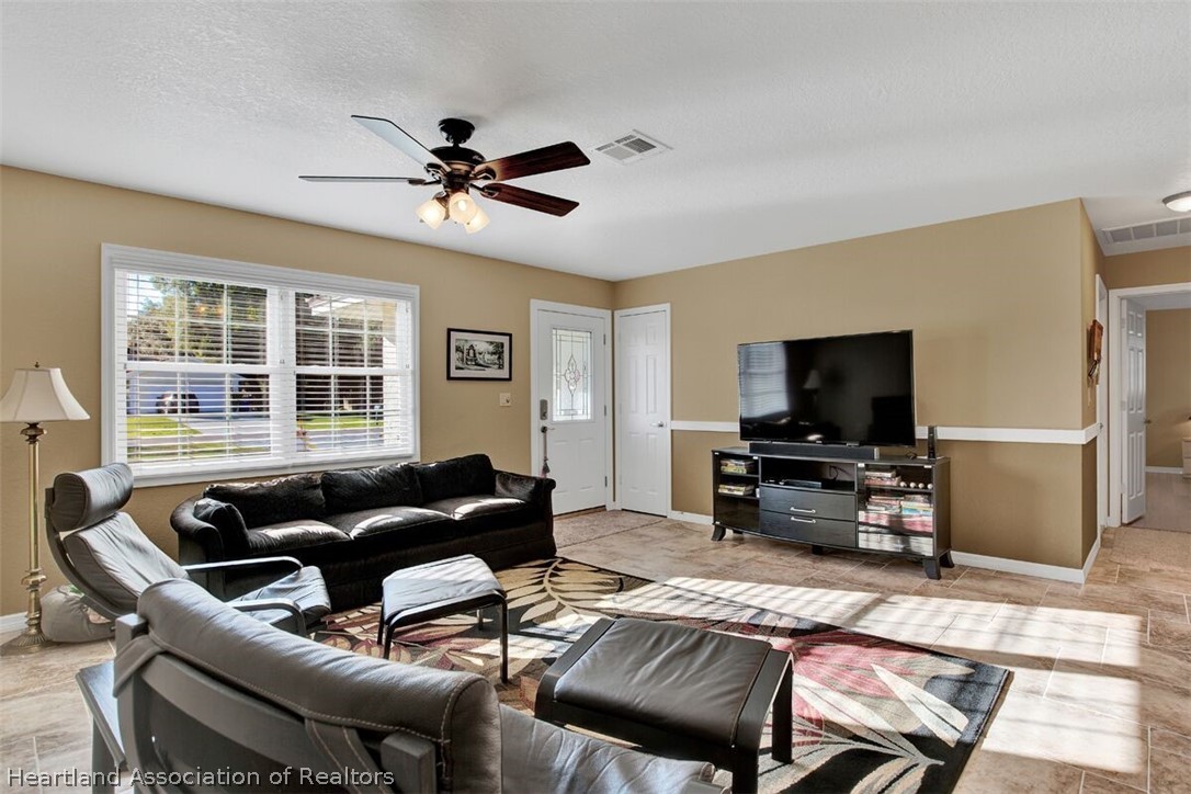 5905 Thunder Road Sebring, FL 33876 - Photo 11 of 29 Gallery Image 11