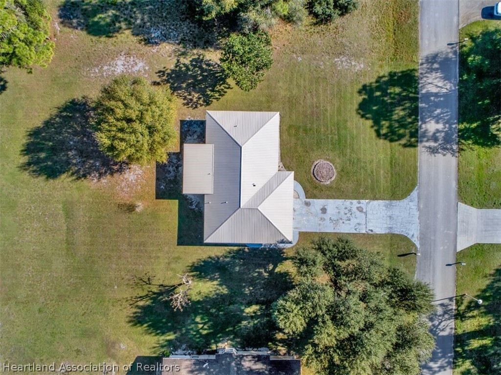 5905 Thunder Road Sebring, FL 33876 - Photo 7 of 29 Gallery Image 7