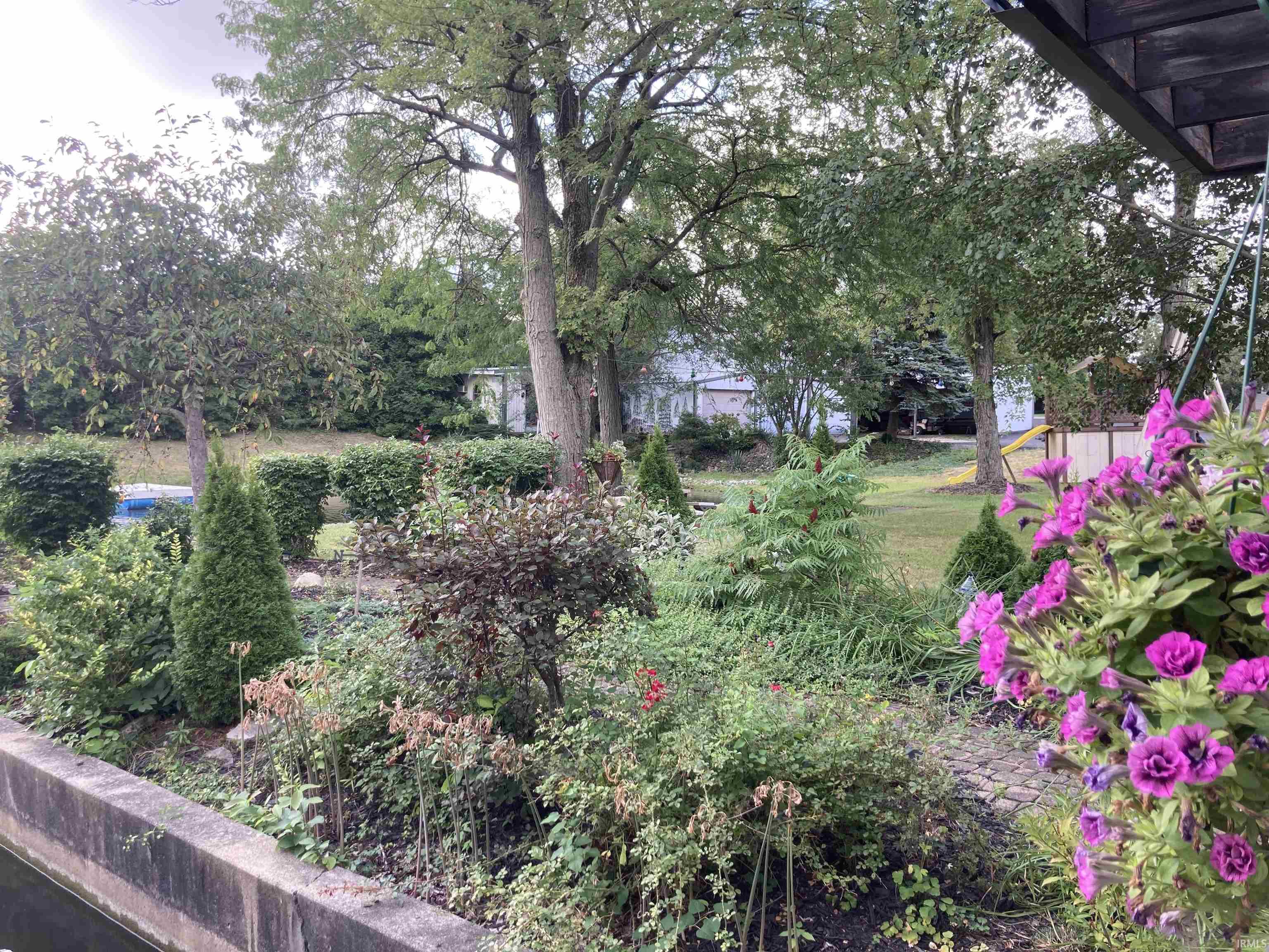 109 Hillcrest Road Bluffton, IN 46714 - Photo 27 of 36