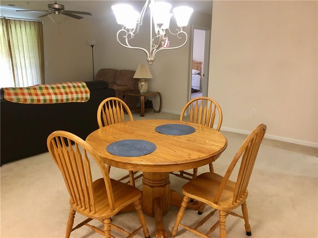 1 Coraopolis Road, Unit 104 Coraopolis, PA 15108 - Photo 4 of 19 Dining Room