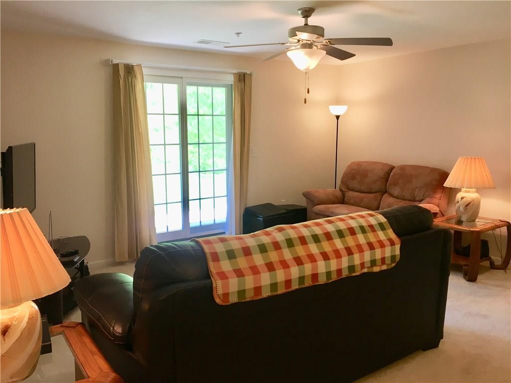 1 Coraopolis Road, Unit 104 Coraopolis, PA 15108 - Photo 7 of 19 Living Room