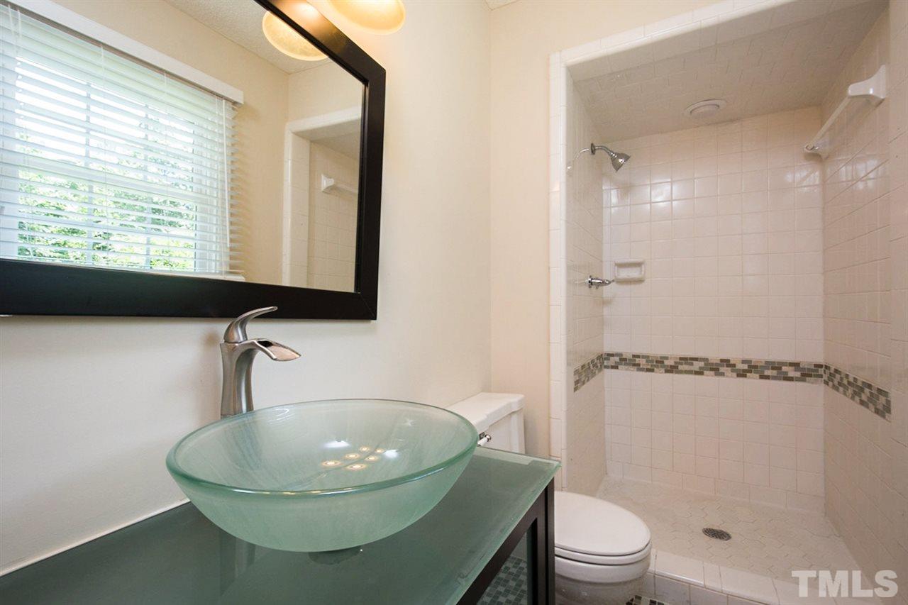 7709 Leesville Road Raleigh, NC 27613 - Photo 4 of 16