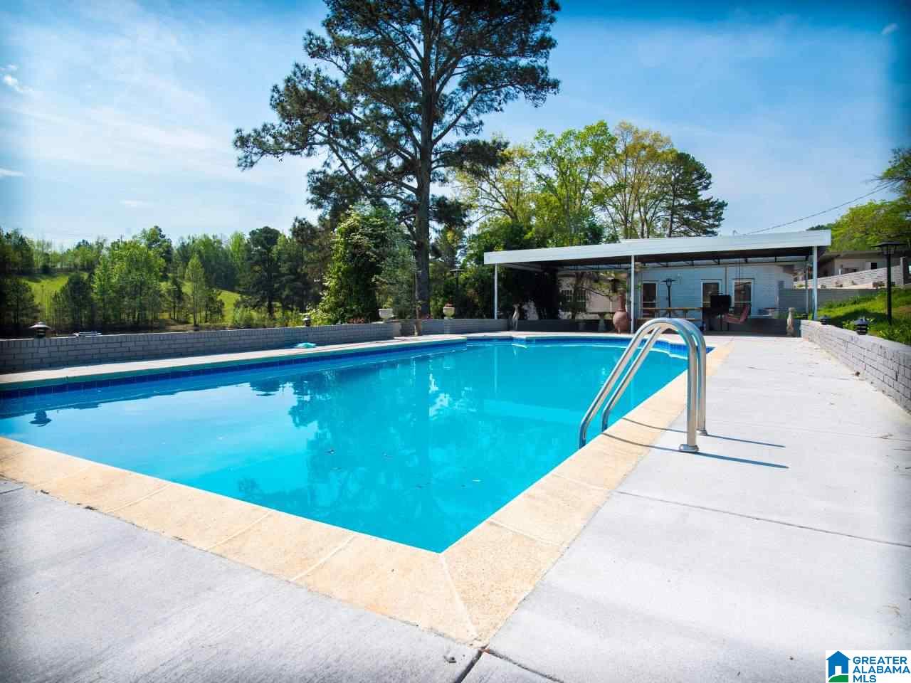 172 Blackjack Road Trussville, AL 35173 - Photo 5 of 48
