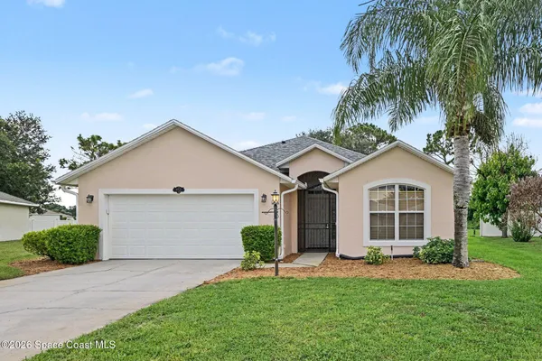 $348,000 | 952 Tavernier Circle Northeast, Palm Bay, FL 32905