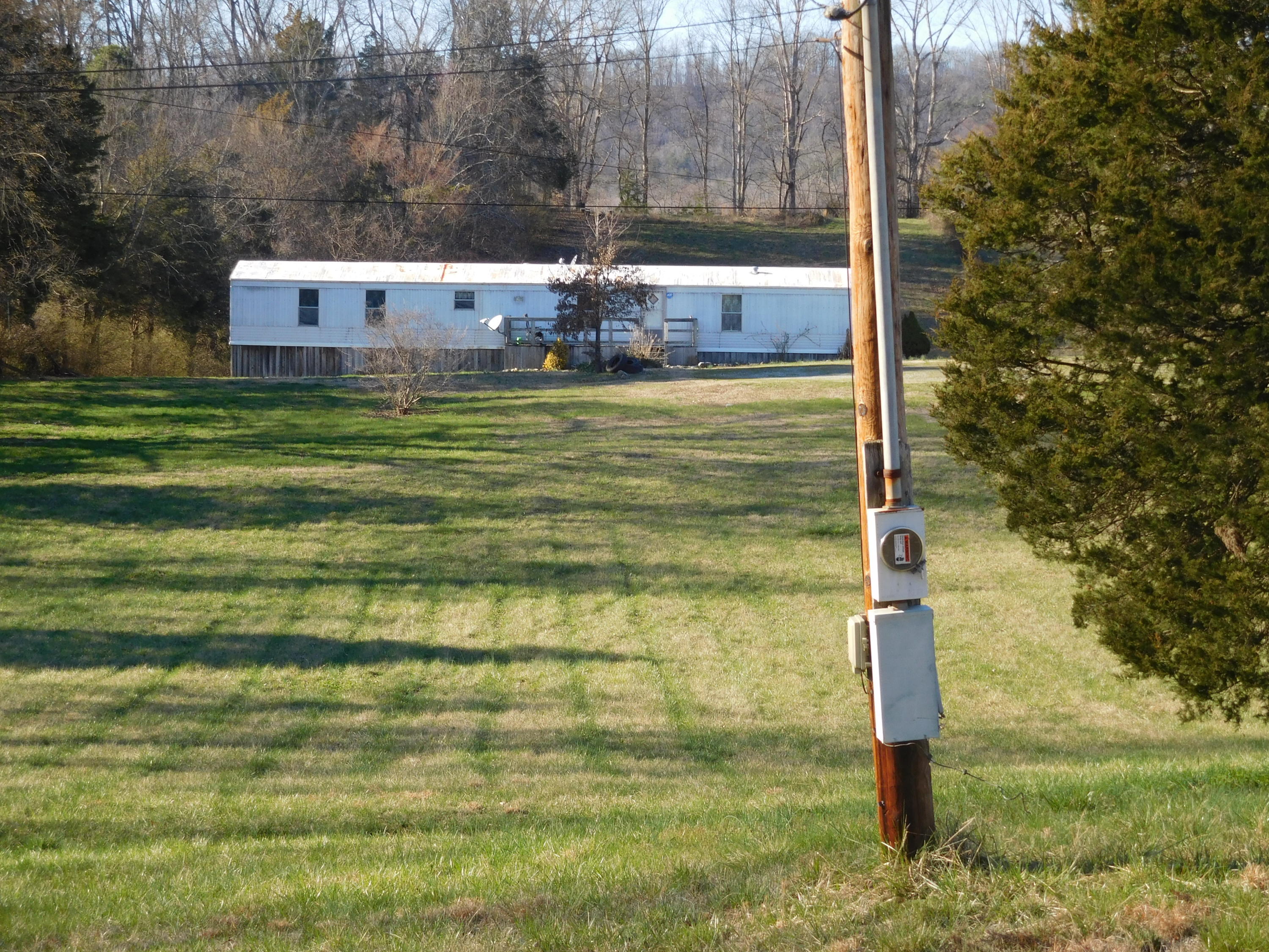 8519 Trout Road Mascot, TN 37806 - Photo 9 of 25 DSCN1889