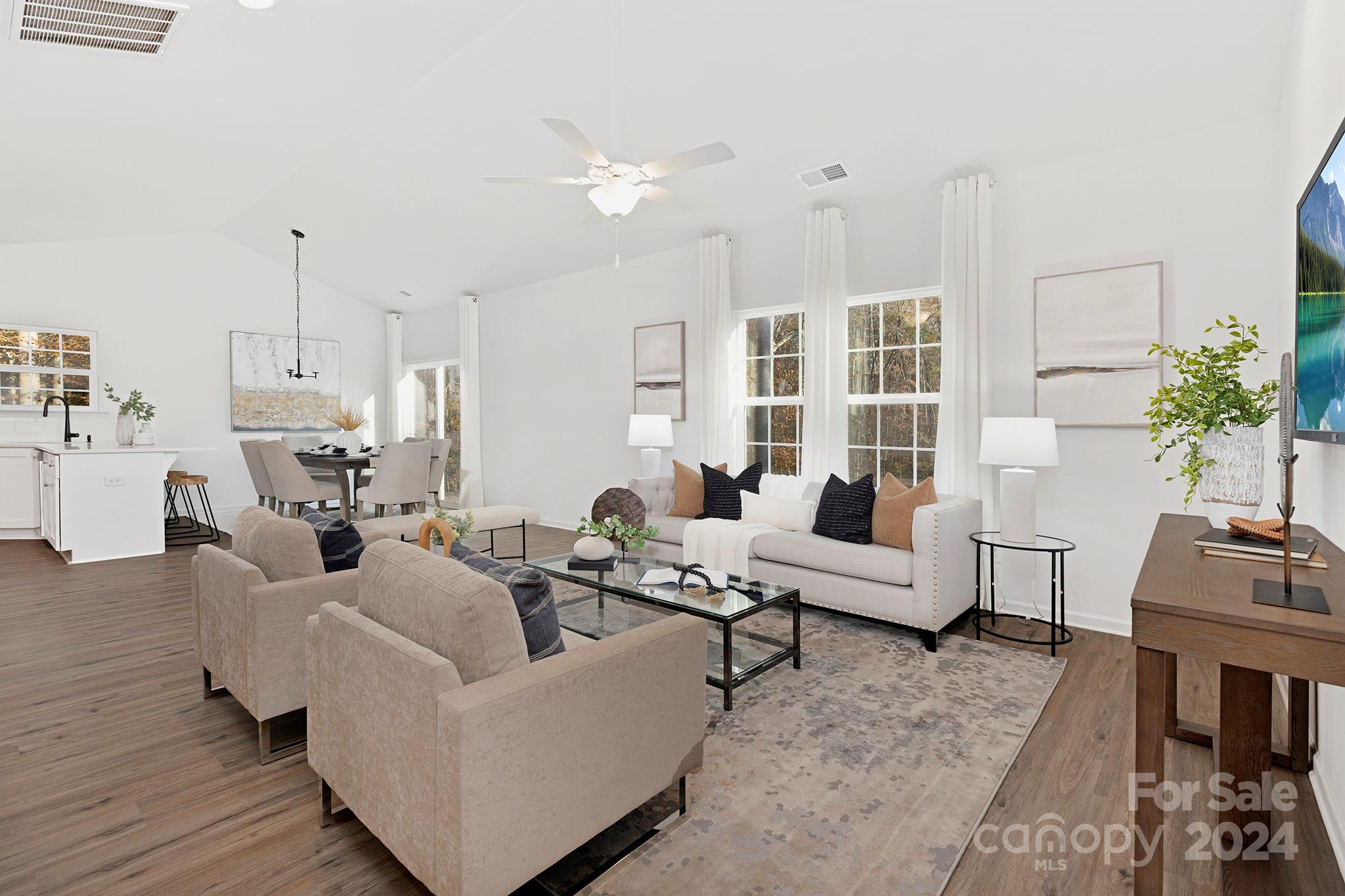 10018 Windrift Road Charlotte, NC 28215 - Photo 2 of 25 Gallery Image 2