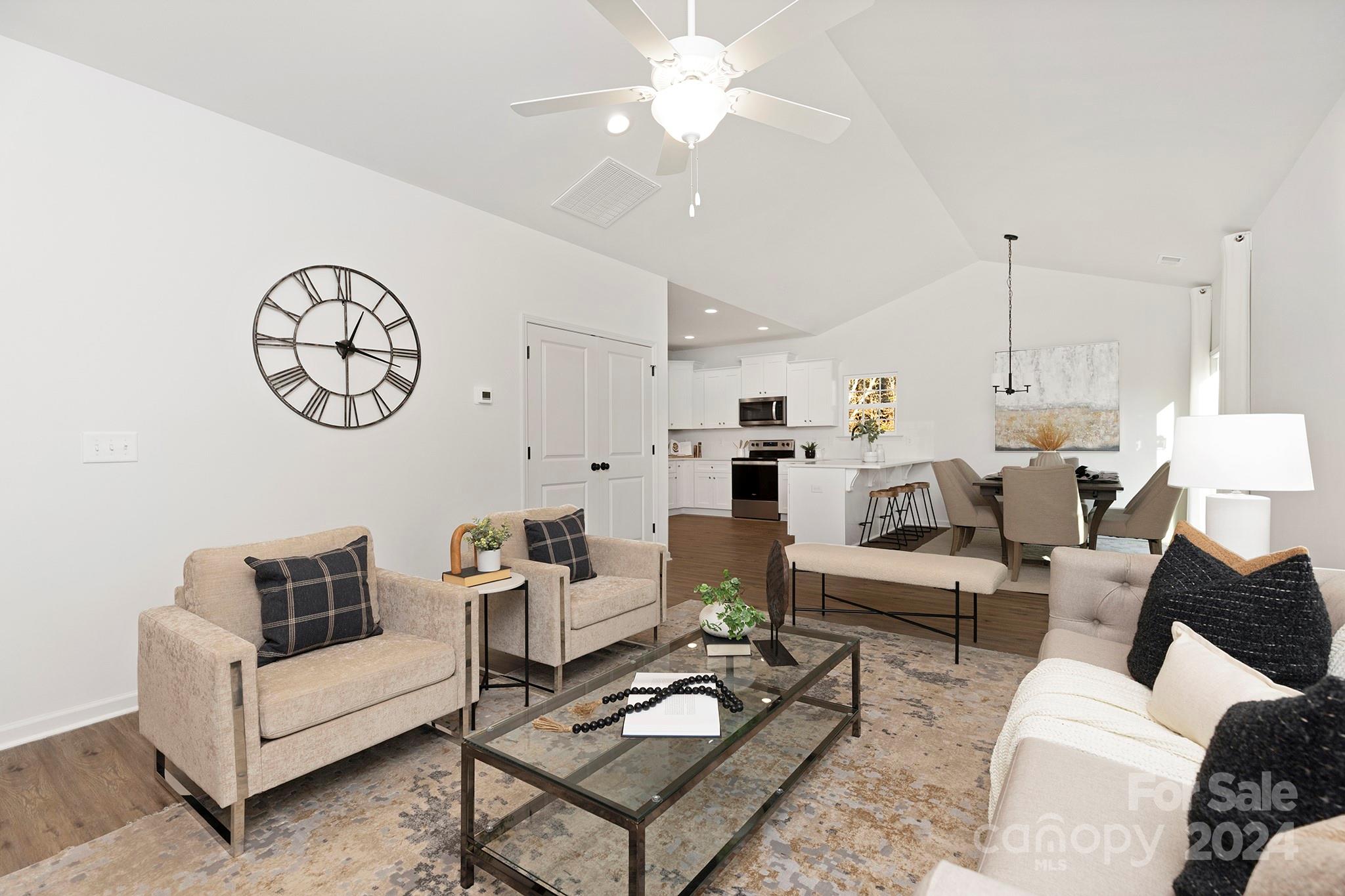 10018 Windrift Road Charlotte, NC 28215 - Photo 3 of 25 Gallery Image 3