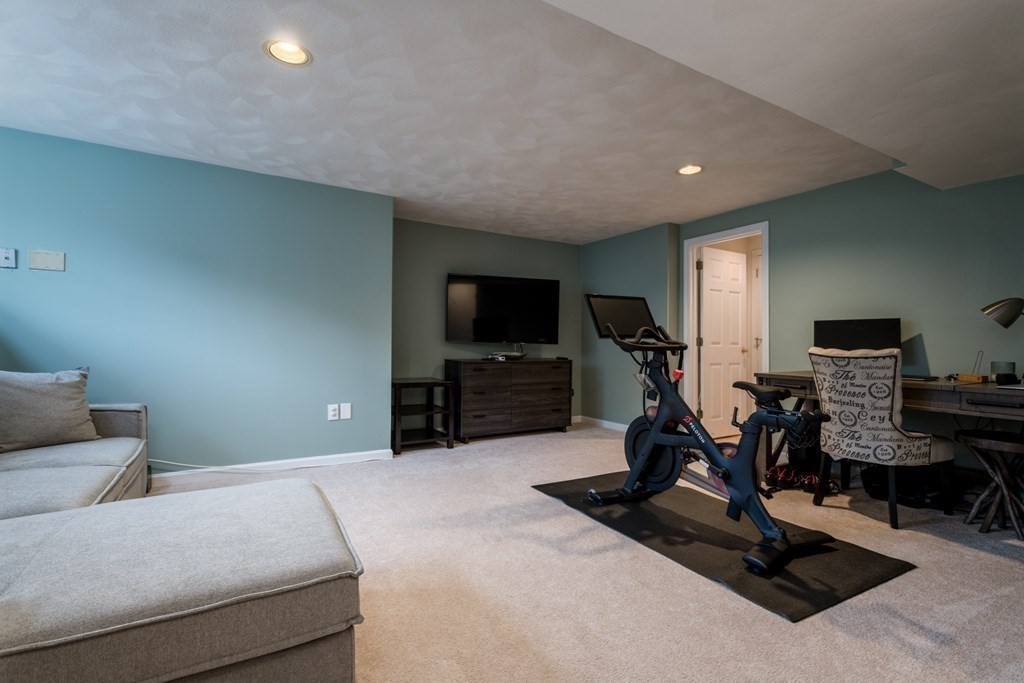 20 Carnation Circle, Unit A Reading, MA 01867 - Photo 22 of 30